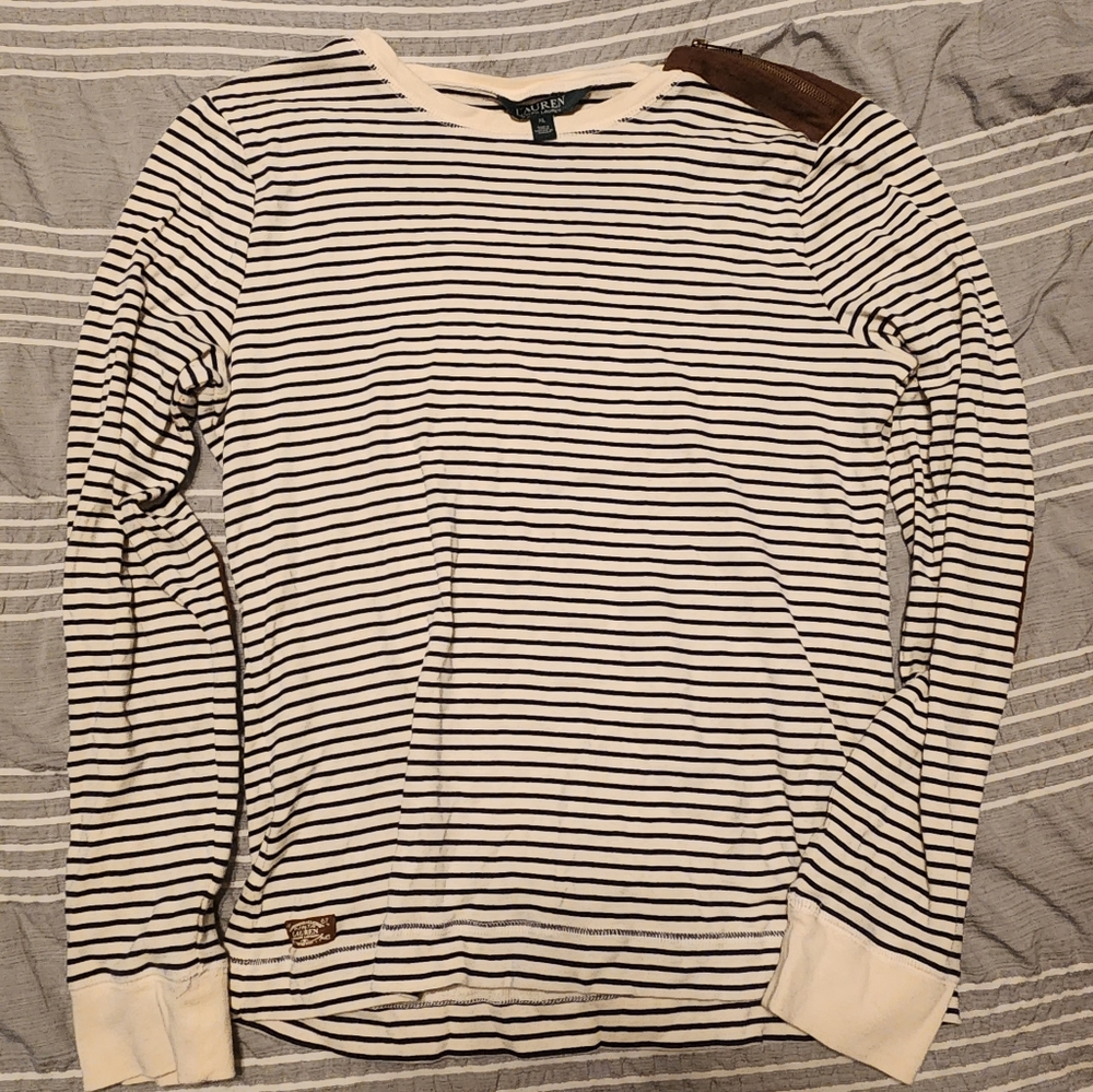 Long sleeve top